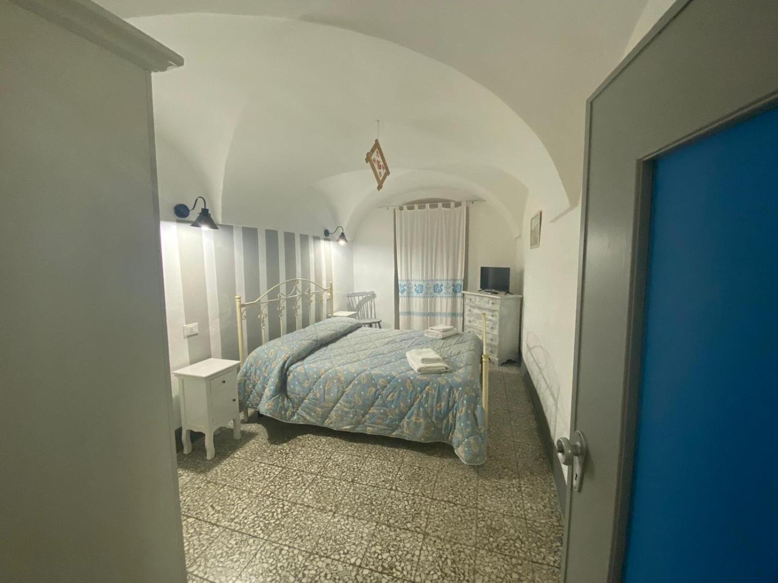 Casa Eleonora Villa บอซา ภายนอก รูปภาพ